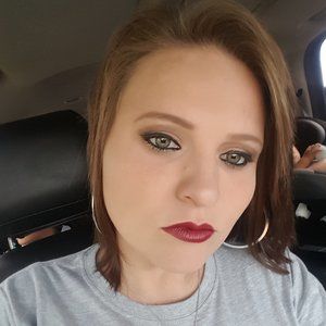 Meet your Posher, Monica